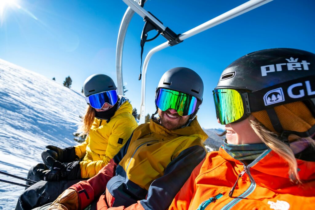 ski-goggle-selection-guide2